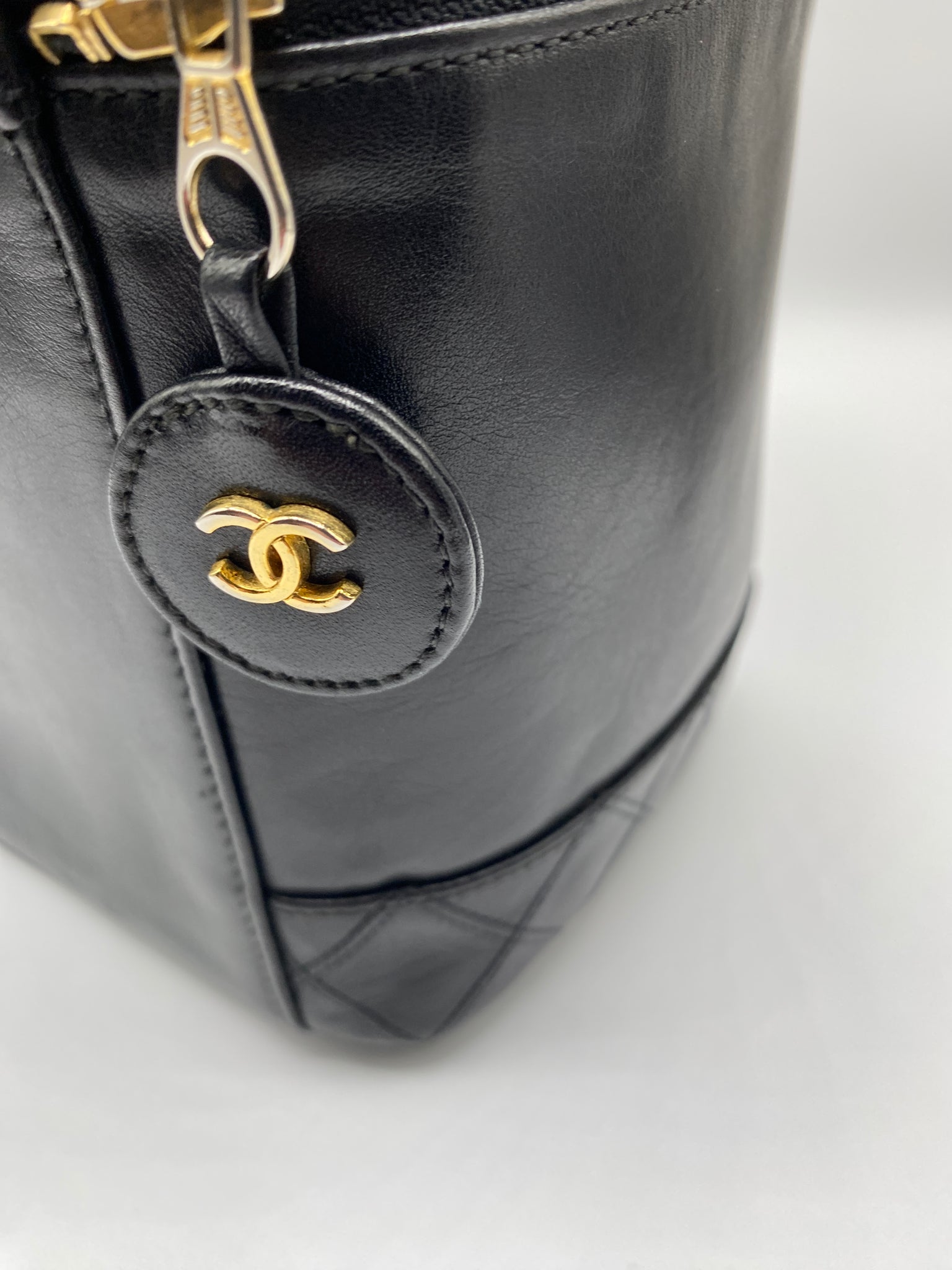 Chanel Black Lambskin Bag - 608 For Sale on 1stDibs